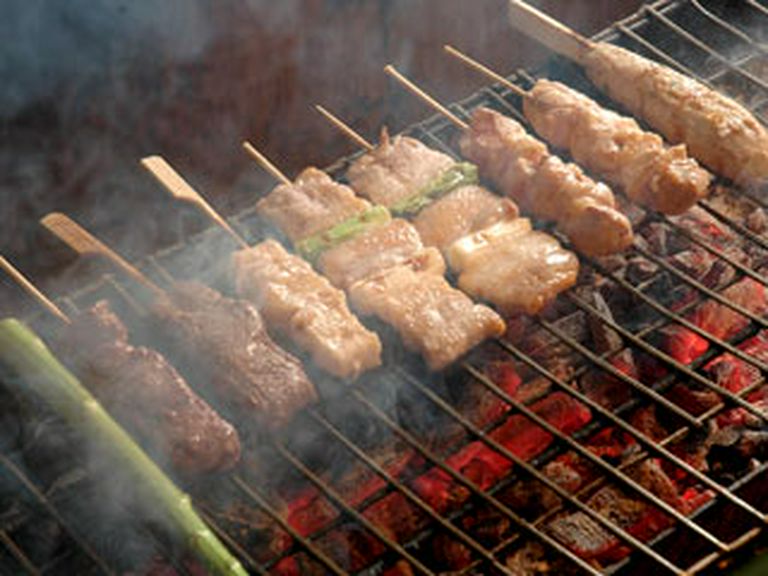 ワニ、ダチョウ、カンガルー、キジ等普段食べられないお肉ご用意