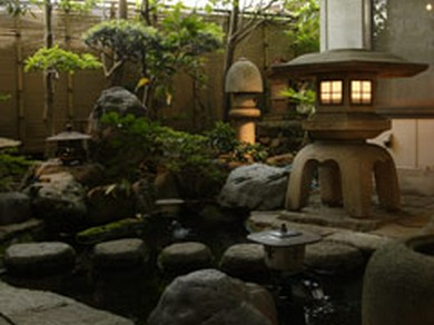 和を感じる厳かな雰囲気の中いただける割烹料理。