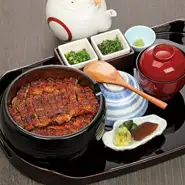 （うなぎの量：約1.5匹、ごはんの量：450g）7,250円
※ご飯大盛りは＋200円