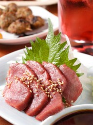 卸直営だから提供できる新鮮な肉