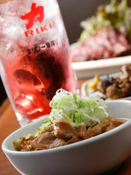 お酒のおともに人気のモツ煮込み