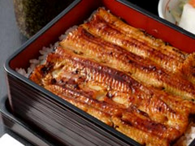 秘伝のタレで焼き上げた愛知県三河産の活鰻