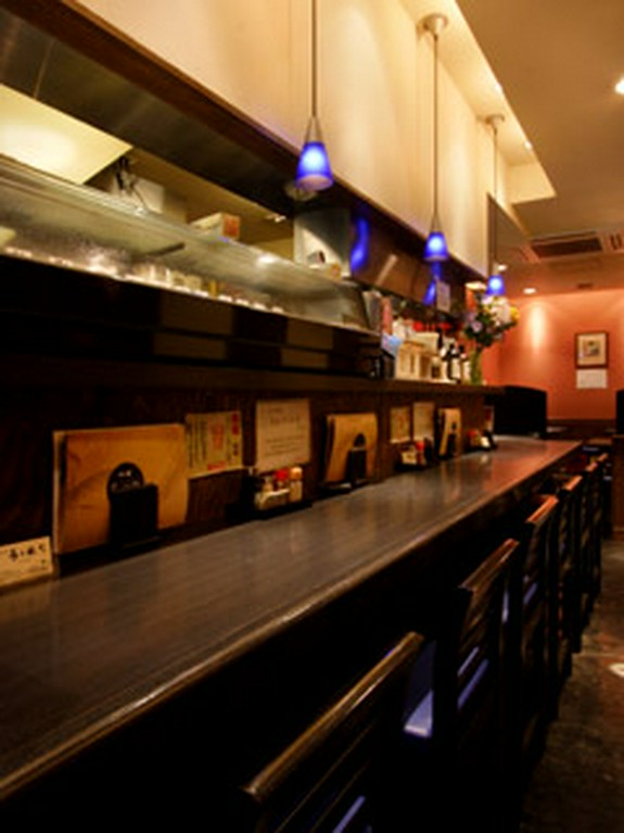 おひとり様でも気軽にご来店ください。