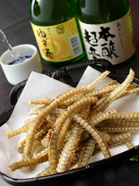 ツウ好みのひと品「骨の唐揚げ」