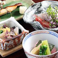 おまかせコースのお口直しの料理