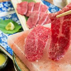 遠赤外線でうまみを逃がさない『佐賀牛ヒマラヤ岩塩プレート焼き』
