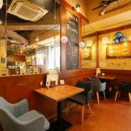 落ち着いた雰囲気の店内で、大切な人との会話を満喫