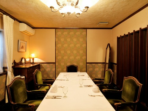 アンティークな調度品が素敵