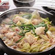 1・2名様…1人前から、3名様以上…2人前からお受け致します。