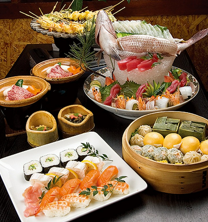 「旬家」　オリジナル和食フルコース　料理一例