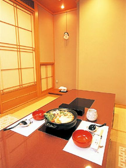 鍋物や季節の創作料理は個室利用がおすすめ。接待、宴会にも