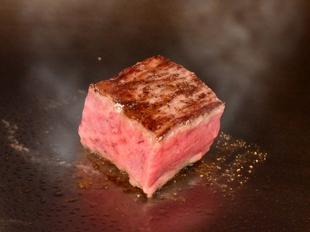 【黒毛和牛モモステーキ 70ｇ】