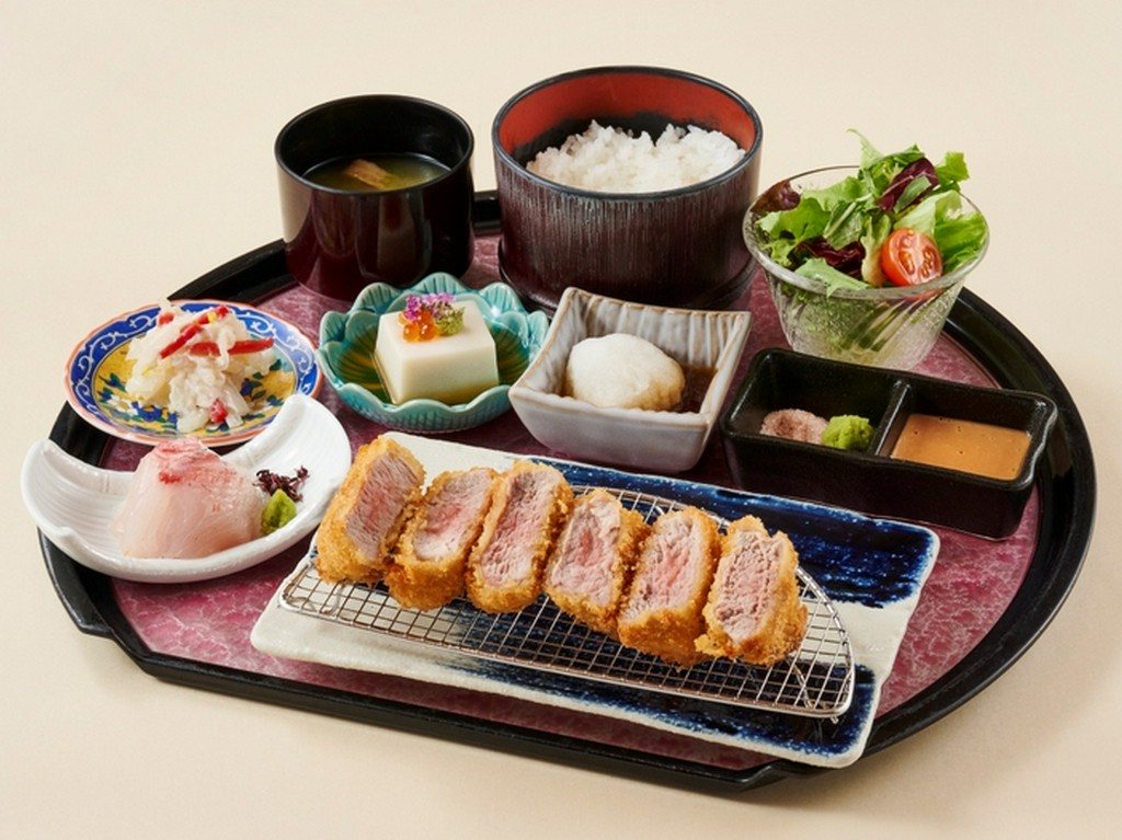 国産牛サーロインレアかつ御膳100g