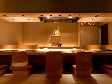 和洋両タイプの完全個室は接待や会食など様々なシーンで利用可能