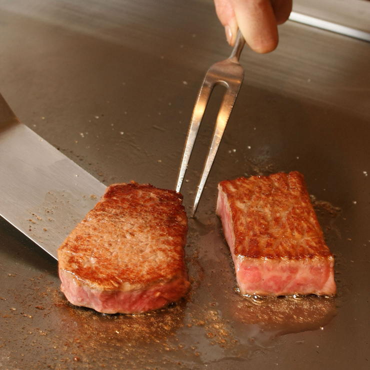 [Pilihan menu Chef] <total 7 hidangan> Nikmati bahan-bahan musiman seperti sirloin dan fillet daging sapi Kuroge Wagyu terbaik, dan kepiting raja