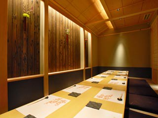 楓の間（12名様まで）