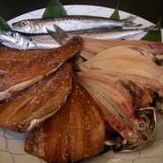 やっぱり沼津は干物が美味！いろいろあります。