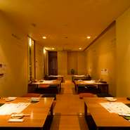 13部屋の「個室」。
接待や記念日に落ち着いた雰囲気でご利用できます。
2名様～23名様までご予約承ります。