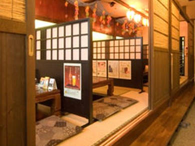 どんなシーンでも大丈夫！賑わい空間。ビールでカンパ〜イ！