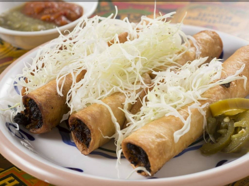 メキシカンタコス(一人前3本）