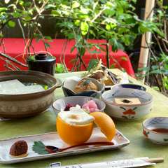 京の風情を感じながら伝統の味をお楽しみ下さい