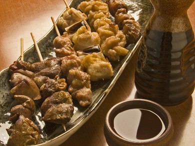 大山地鶏の串もの（6種）