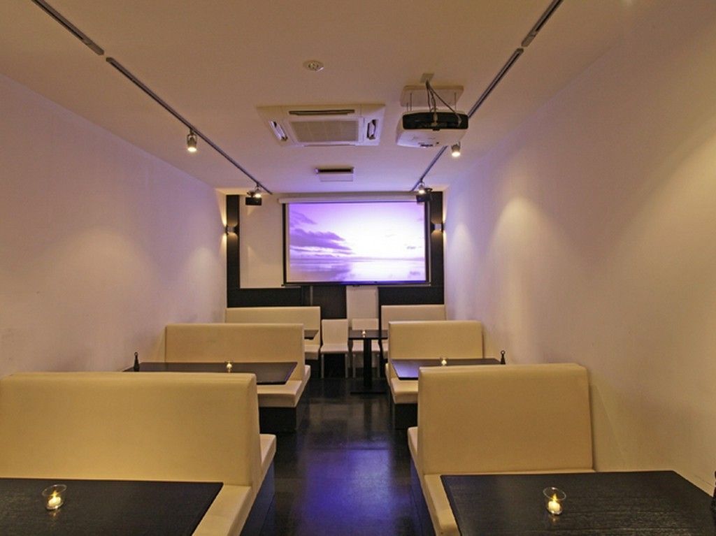 誰でもが入りやすく、居心地のいい空間づくりを心がけています