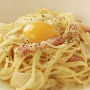 生クリームたっぷり　リピーター続出！