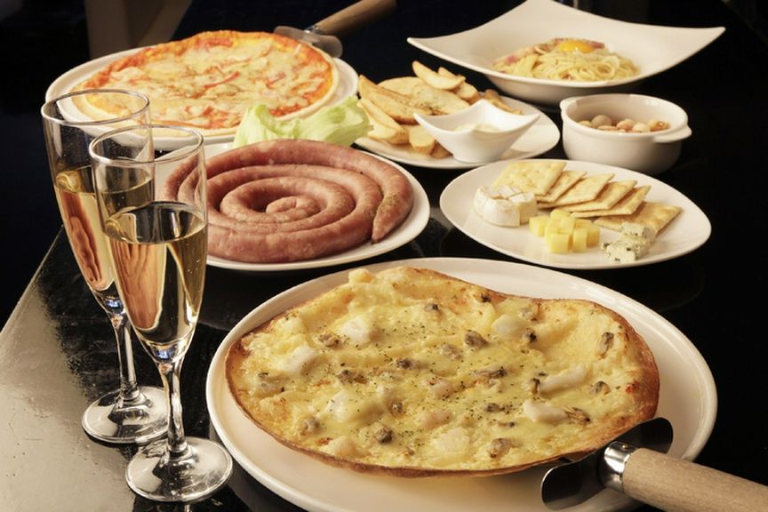 お料理付き・2時間飲み放題コース