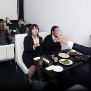 「我が家のダイニングでくつろぐように過ごしてもらえれば…」一人でも二人でも大勢でも、美味なる時間へ。