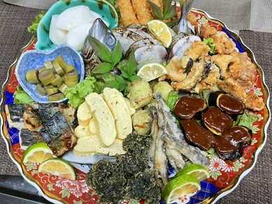 長楽の皿鉢料理(テイクアウトOK!!) 8000円〜