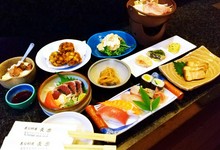 個人盛りのご宴会コースです。
個人盛り料理＆2時間飲み放題付きです。