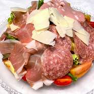  Assorted ham, salami and cheese salad 