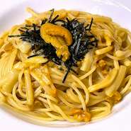 Otaru raw sea urchin and squid in butter and soy sauce