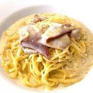 Tagliolini Otaru surf clam with lemon butter