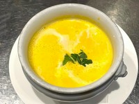 ■秋の一例
・イタリア産栗のスープ
・北海道産かぼちゃのスープ
・トスカーナ風 野菜と豆のスープ
