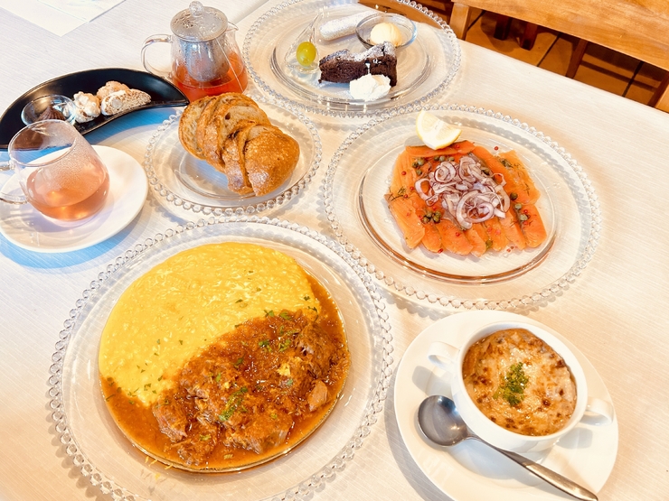 Trattoria Main Lunch [Available only for same-day lunches] Feel free to enjoy the authentic flavors of Italy.