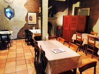 団体様限定・120 分飲み放題付きコース。 
大切なご会食や歓送迎会など、大人数での食事会に最適なプラン。