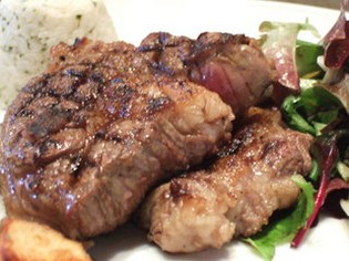 【本物】の味を提供するために食材はこだわりぬいています。