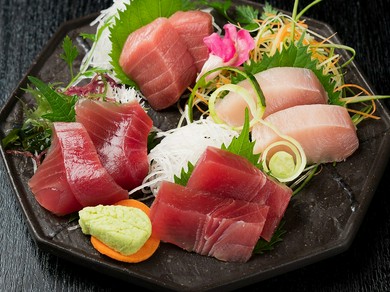 マグロの食べ比べ盛り合わせ