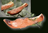 ご自宅で料理店の味をご堪能ください。
お惣菜やお酒のあてにおすすめです。
・小サイズ 1枚810円
・大サイズ 1枚1350円
※大サイズのみ3日前までにご注文くださいませ。