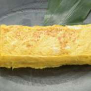 厳選した卵と出汁を使って、一本ずつ丁寧に手焼きで仕上げました。・小サイズ 864円・大サイズ 1296円※大サイズのみ3日前までにご注文くださいませ。