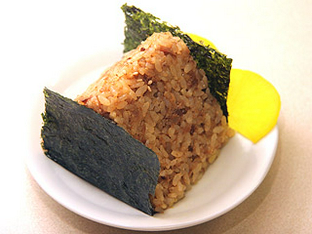 サイドメニュー1番人気！　ボリューム満点。お持ち帰りもOK。