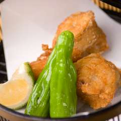 「玉締め絞りのごま油」で揚げる『ふぐ唐揚げ』