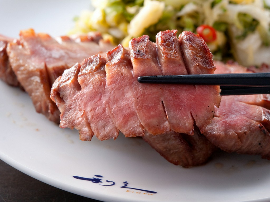 駅の牛たん通りにあるので、平日はビジネスマンで大賑わい★