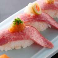 利久の代表的メニュー・炭焼き「極み」や、牛たん寿司をご賞味下さい。