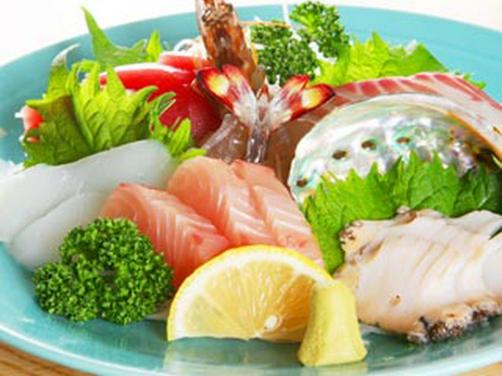 お刺身盛り合わせ（上）　　5～6品