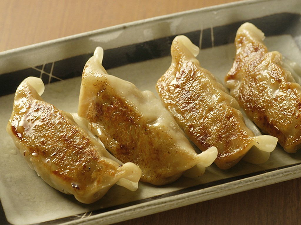 ジンギスカン餃子も人気です！