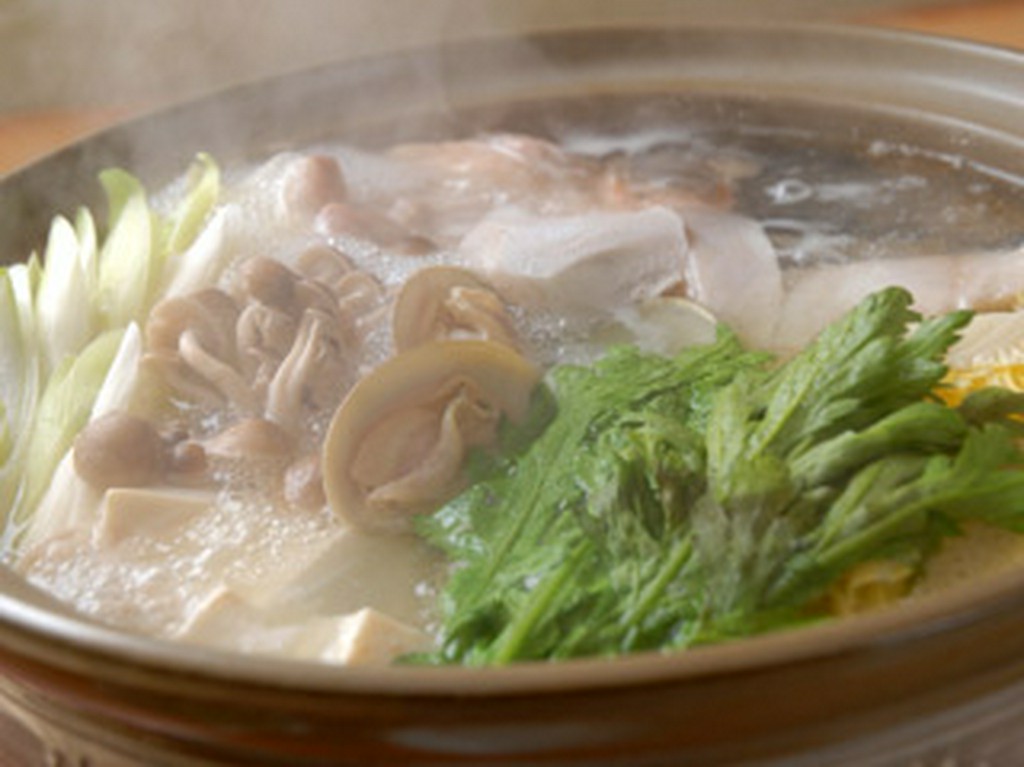 素材の旨み溢れる　よせなべ