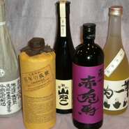 宮崎県産の芋焼酎や長崎県産の麦焼酎を中心にご準備しております